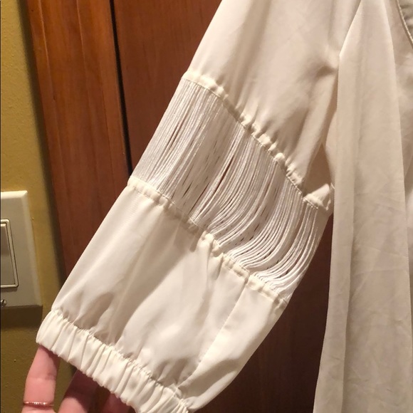 Kardashian “Kollection” chiffon blouse. - Picture 2 of 4